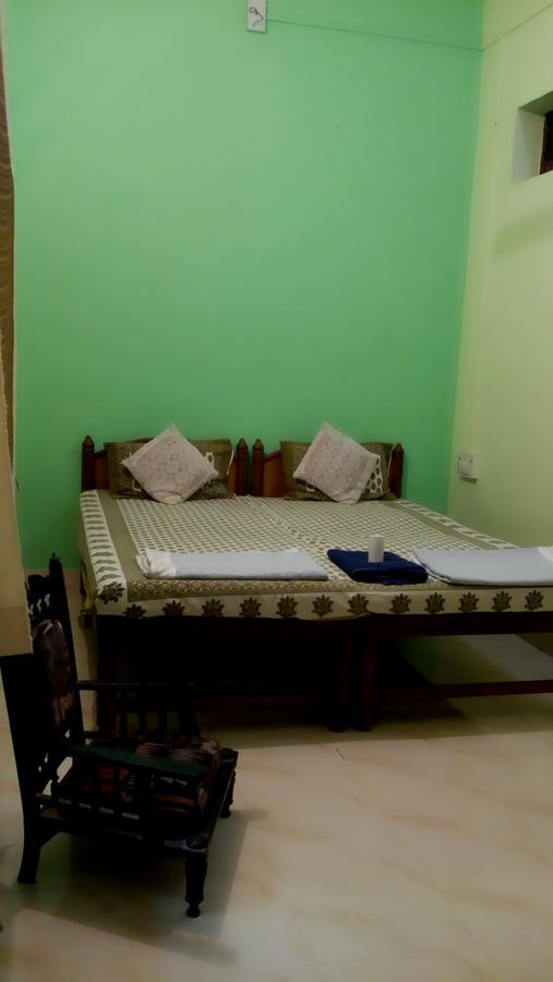 Shivam Tourist Guest House บุนดิ ภายนอก รูปภาพ